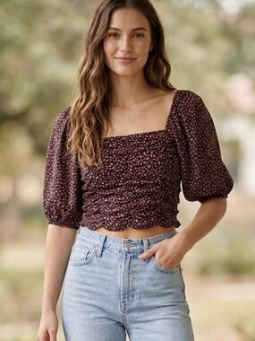 Subdued Floral Cropped Prairie Cottage Core Style Puffed Sleeve Top Size 6